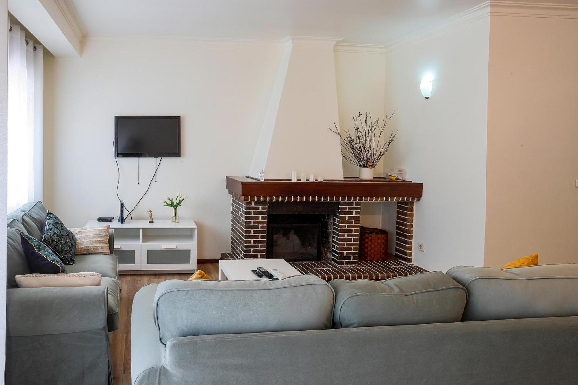 Apartamento Vila Melgaço Exteriör bild